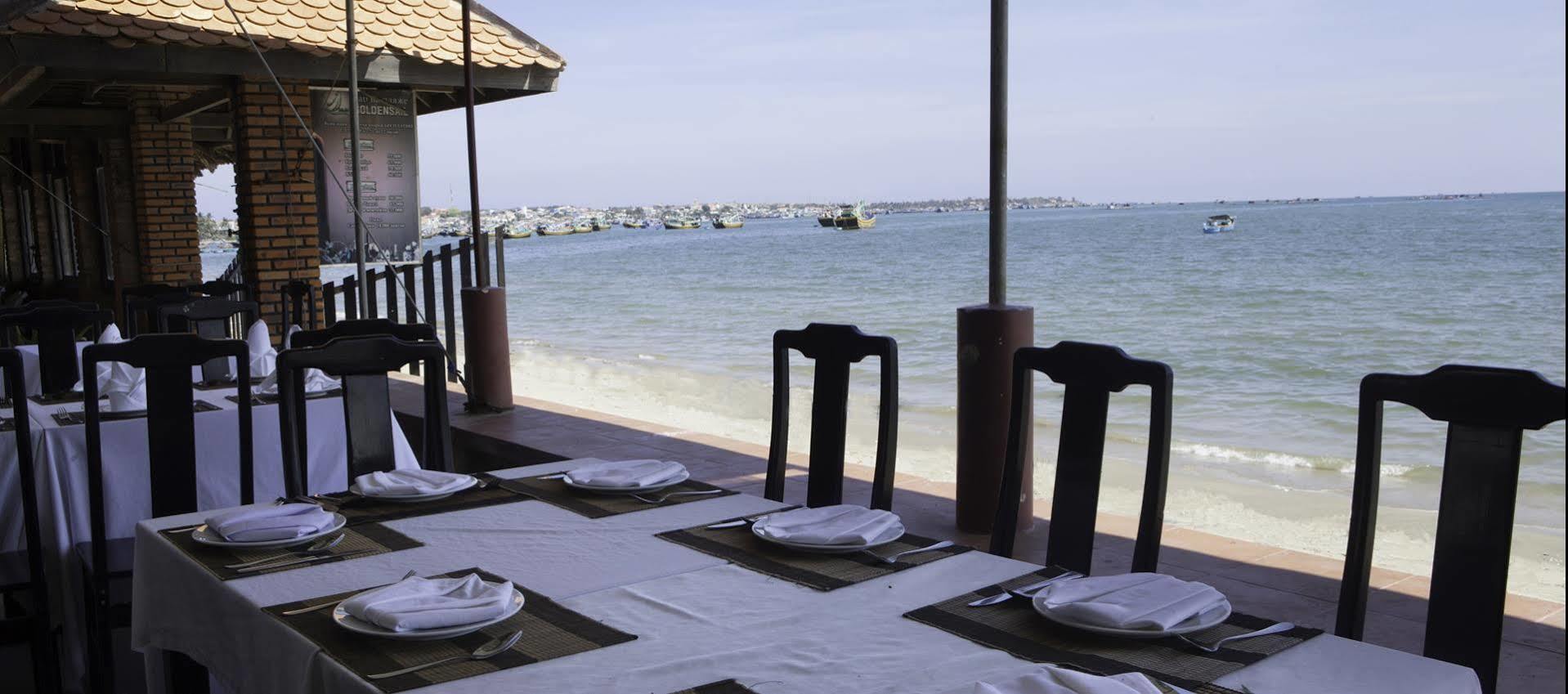 Fishing Village Hotel Mũi Né Buitenkant foto